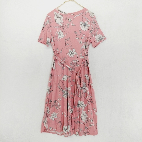 Matty M Pink & White Floral Short Sleeve V-Neck Midi Dress 2276 - Picture 4 of 7